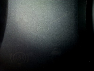 detail měrky s kapkou.jpg