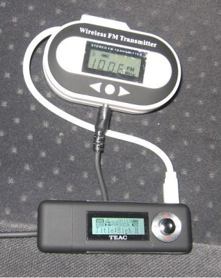 FM transmitter + MP3 přehrávač