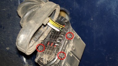 Zámky konektoru dveří.jpg (37.7 KiB) Zobrazeno 2531 x Zámky konektoru dveří.jpg