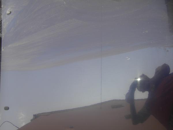 Z jedné strany naleštěné