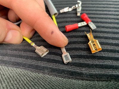 IMG_3605.jpg (316.9 KiB) Zobrazeno 4735 x originál kábel pred úpravou