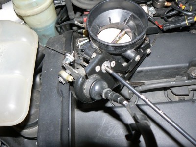 vyrobit a upevnit průchodku lanka