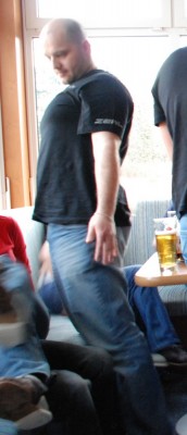 47_zewl se obraci k pivu zady.jpg