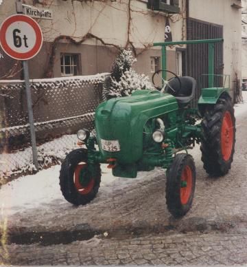 Porsche~Traktor.jpg