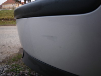 Zadný nárazník...