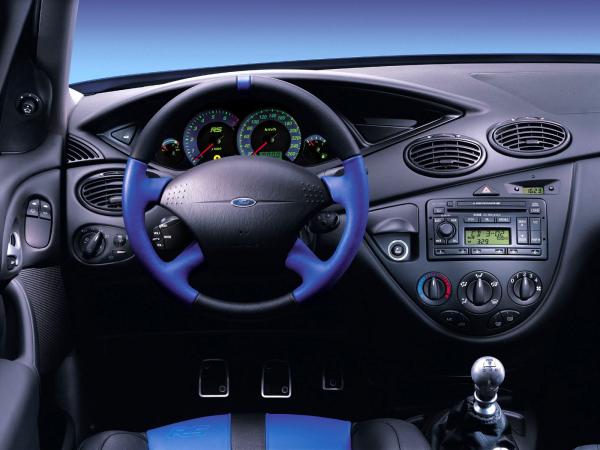 Ford_Focus_013.jpg