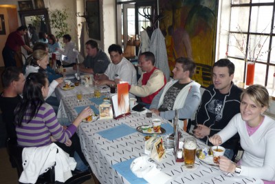 nakonec jsme to zakončili u Bolka na farmě