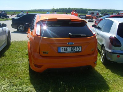 S8304680.JPG