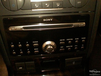Mondeo Sony 6CD.jpg