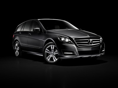 2011-mercedes-benz-r-class-02.jpg