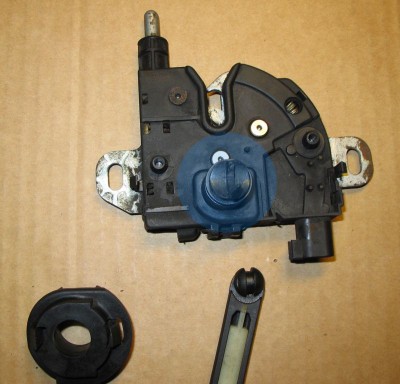 02.jpg (82.18 KiB) Zobrazeno 4013 x Detail zámku