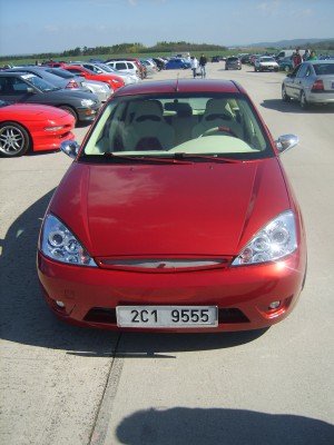S8305215.JPG