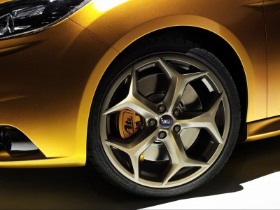 2012-Ford-Focus-ST-Wheel-1280x960.jpg (46.15 KiB) Zobrazeno 2278 x Brzdy ATE, Karle! ;)