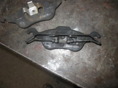 brzdové destičky 006.JPG