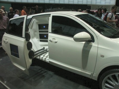 Nissan audio 5.jpg