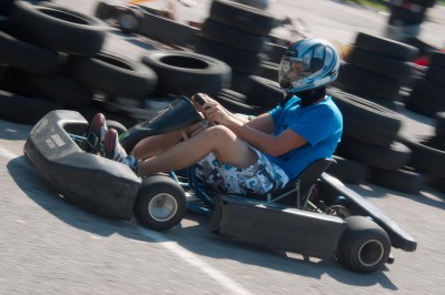 Plna brzda pred "karuselom"